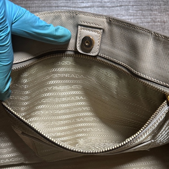 Authentic Prada Lux Galleria Saffiano Leather Beige Tote Bag 💼 - Picture 10 of 16